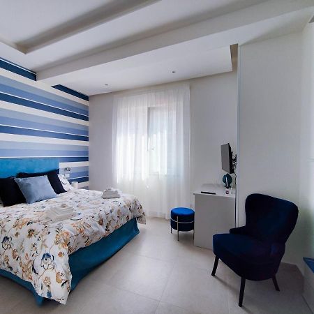 Interno7 Rooms カステッランマーレ・ディ・スタービア エクステリア 写真