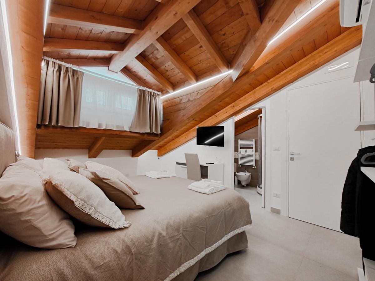 Interno7 Rooms カステッランマーレ・ディ・スタービア エクステリア 写真